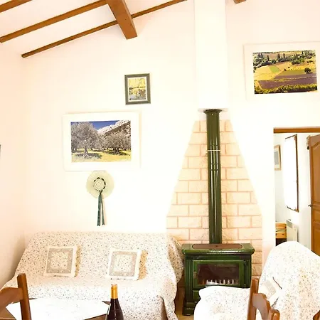 Maison Confortable A Avec Piscine Partagee *