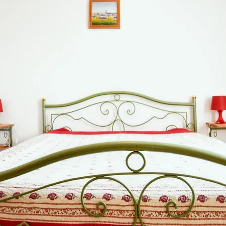 Maison Confortable A Avec Piscine Partagee בית נופש